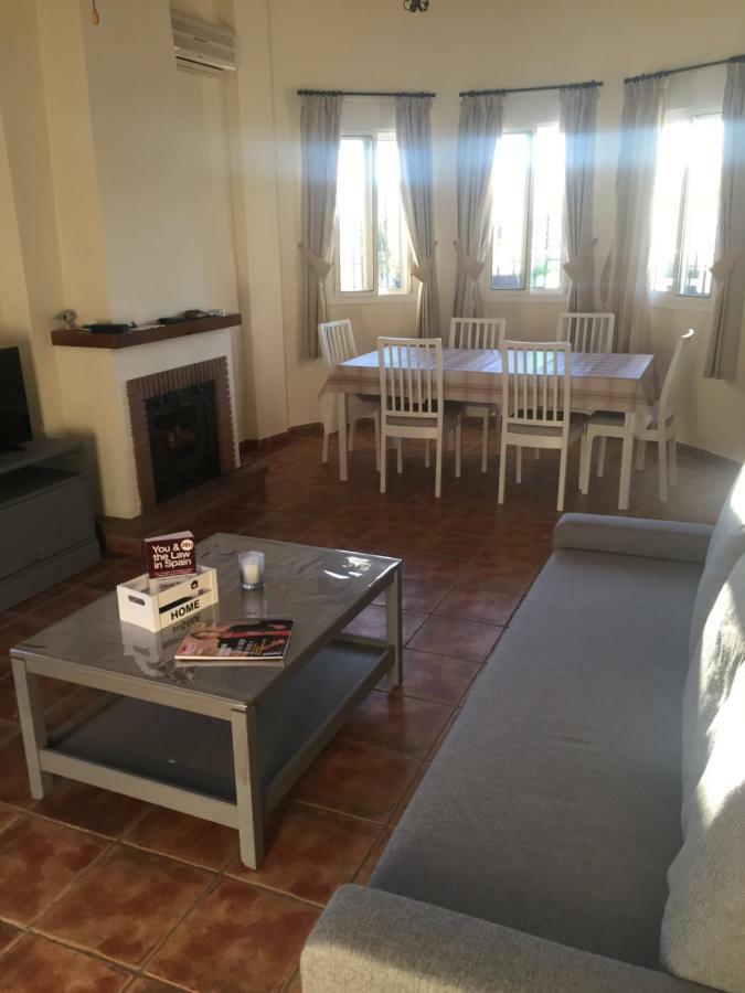 Villa Casa Las Fresas Alcaucín Kültér fotó